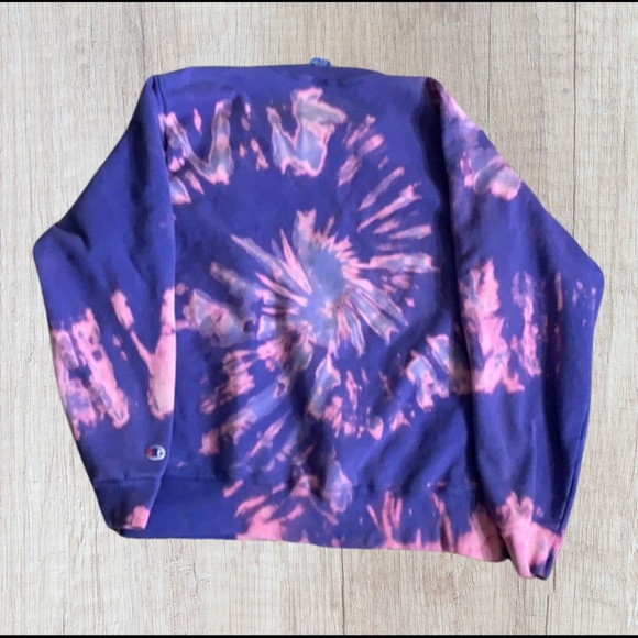 ❌SOLD❌ Vintage Champion Sweatshirt - Picture 3 of 5